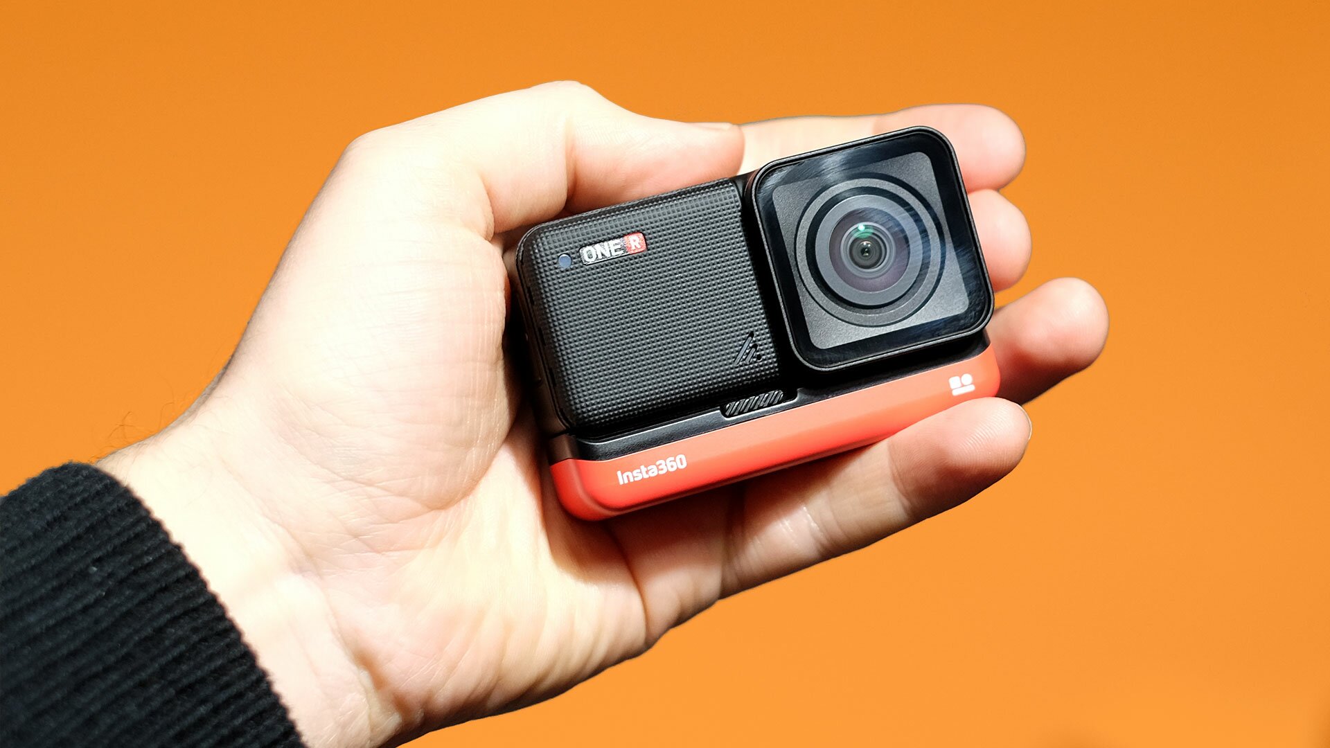 Не всё так гладко: предварительный обзор Insta360 One R